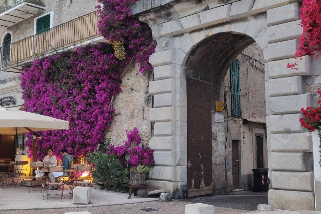 Dolce Vita Alta Ventimiglia Esterno foto